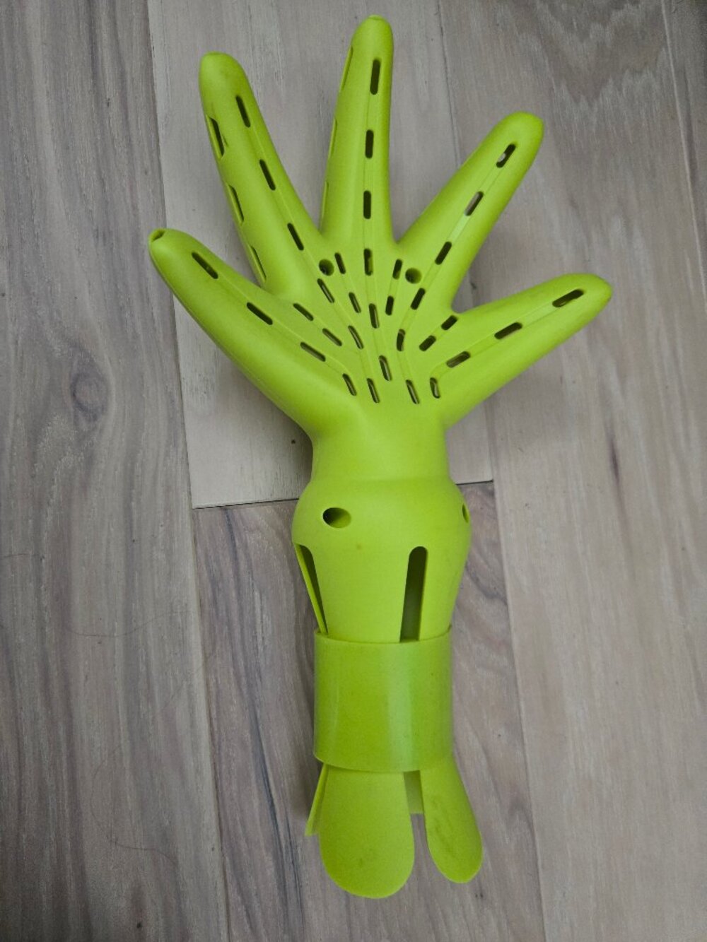 DevaCurl Devafuser Hair Diffusers - Picture 1 of 3